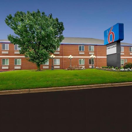 Motel 6 Tulsa, Ok - Central Luaran gambar