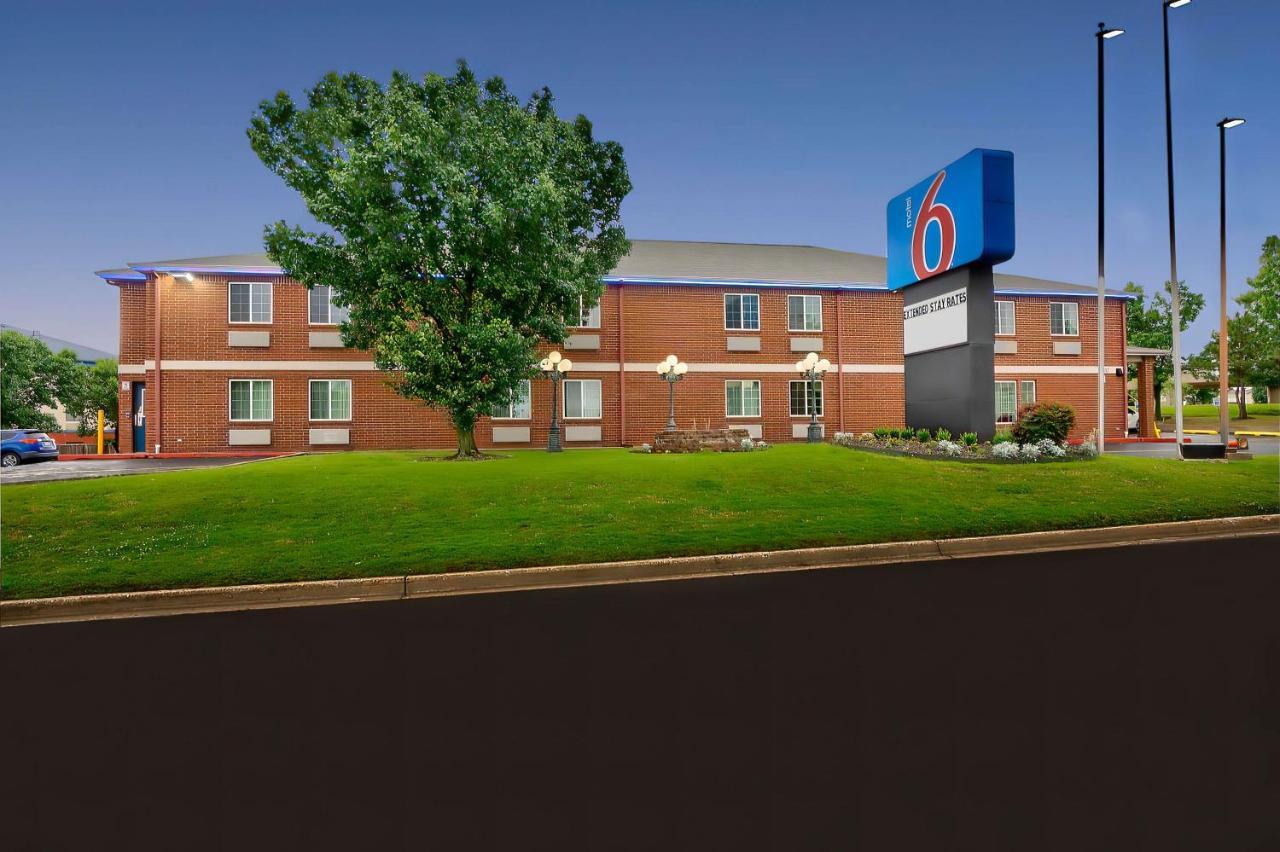 Motel 6 Tulsa, Ok - Central Luaran gambar